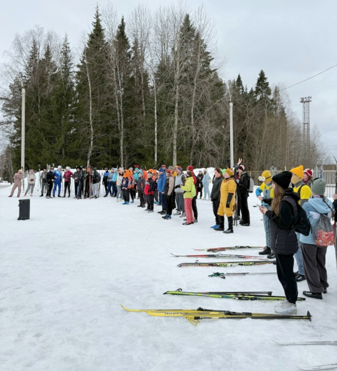 Совет молодежи СЛПК собрал рекордное количество участников на традиционном лыжном переходе